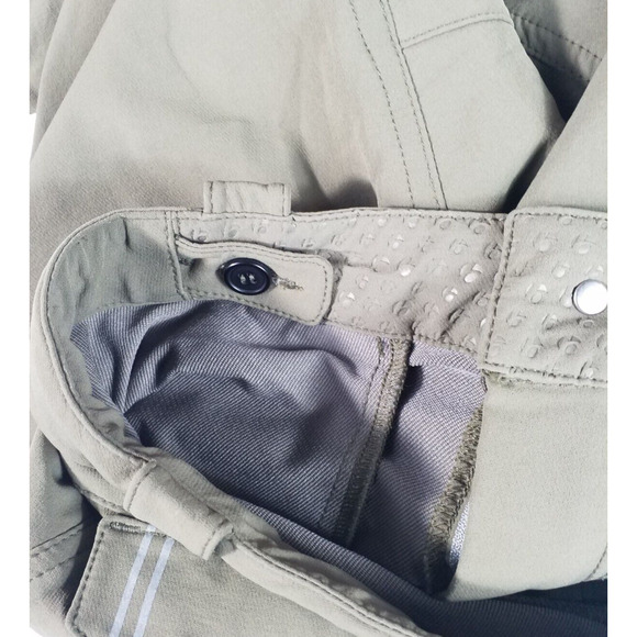 Bontrager Women’s Green Capri Pants Adjustable Waist Pockets Size Small - Picture 9 of 10
